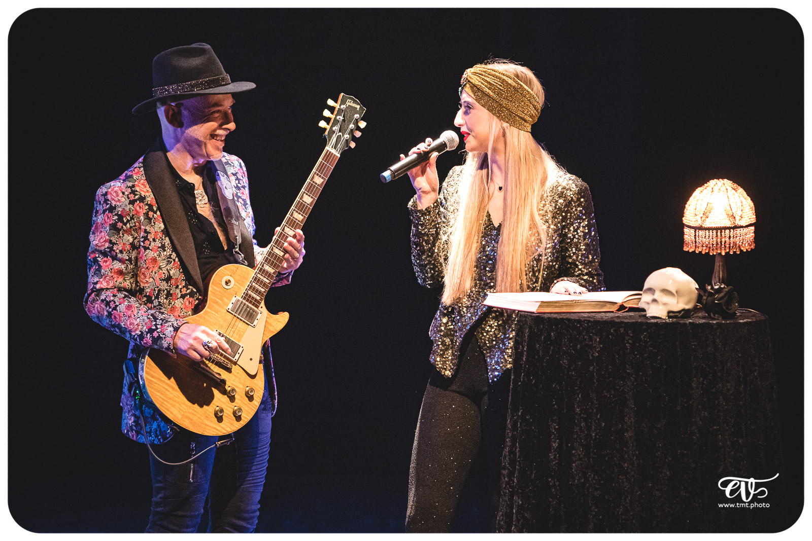 L'HISTOIRE DU ROCK EN 13 GUITARES